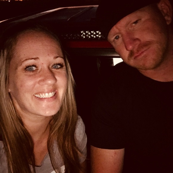 Meet your Posher, Erin - Picture 2 of 2